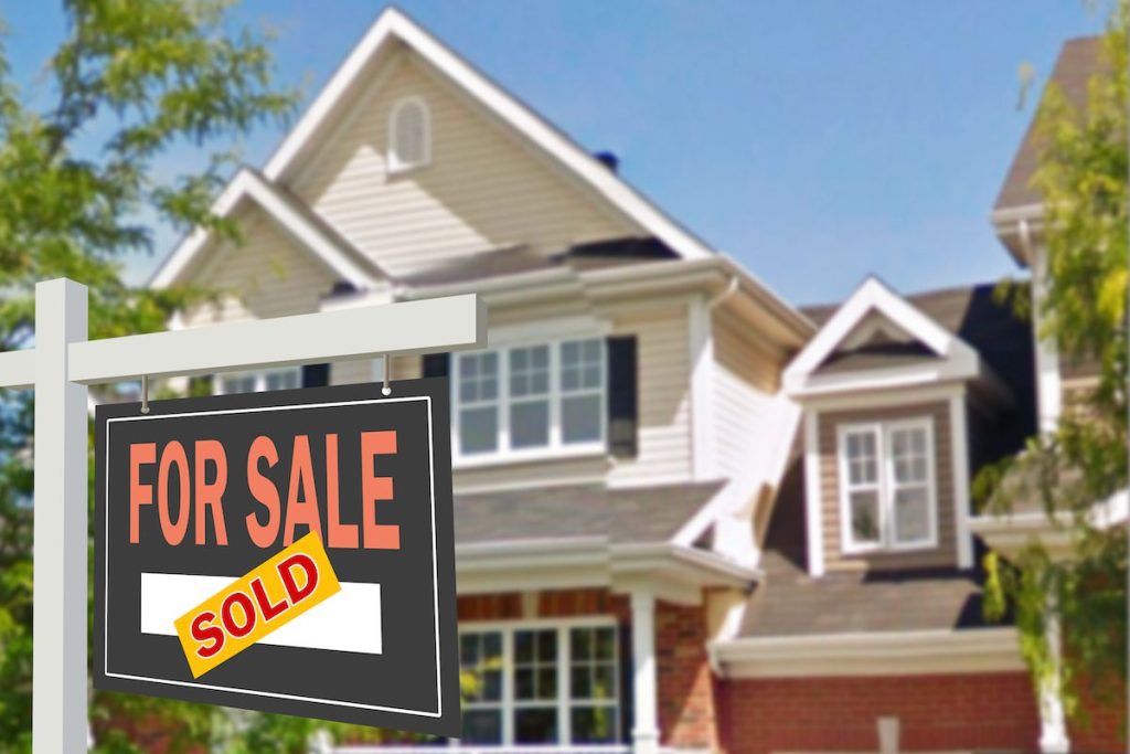 Cash Buyers and Real Estate Wholesaling: What You Need to Know