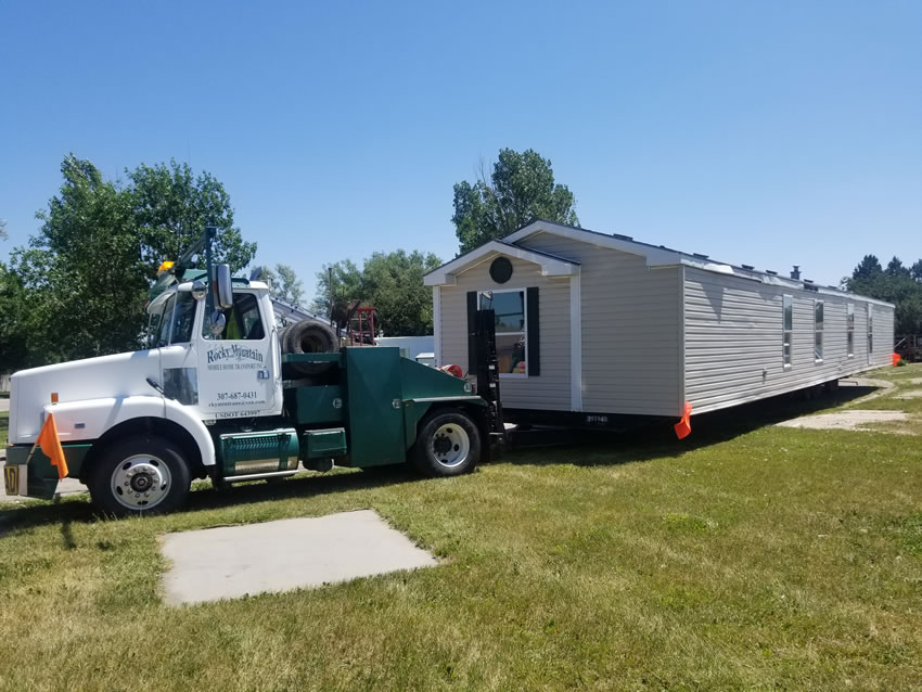 https://www.bestmobilehomemover.com/
